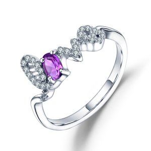 Ring with a Natural Amethyst Stone.